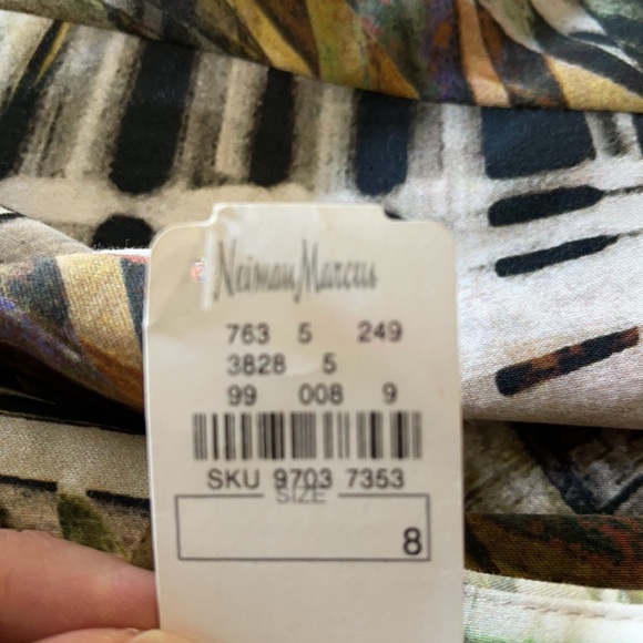 Black Halo midi dress, semi backless printed dress - Picture 6 of 7